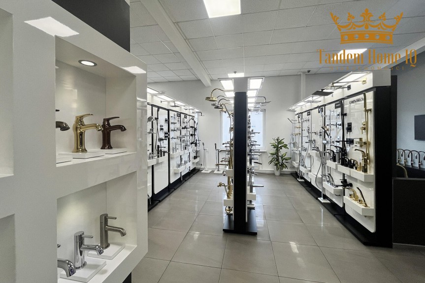 Warszawa, Włochy, Do wynajęcia przestrzeń 310m2 lokal na 1 piętrze, winda, reklama