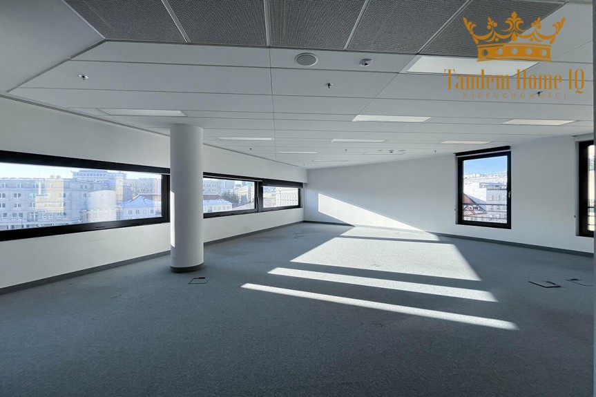Warszawa, Śr&oacute;dmieście, Do wynajmu biuro 420m2 w prestiżowym miejscu, blisko Nowy Świat.
