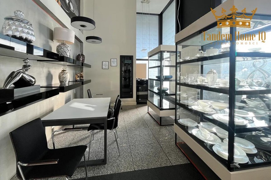 Warszawa, Śr&oacute;dmieście, Do wynajęcia lokal handlowo-usługowy 132m2, Warszawa Centrum