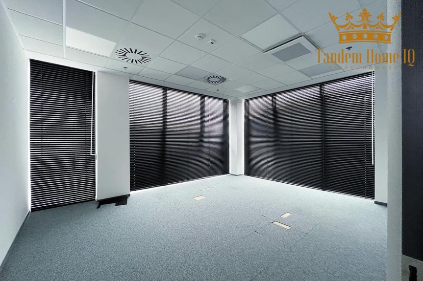 Warszawa, Włochy, Na wynajem 630m2 z podziałem gabinetowym na Włochach
