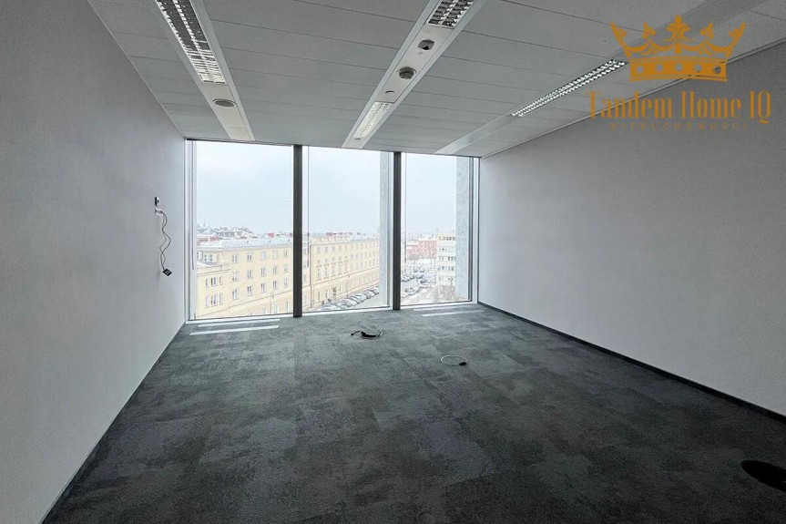 Warszawa, Śr&oacute;dmieście, na wynajem biuro 1842m2 plac piłsudzkiego warszawa premium