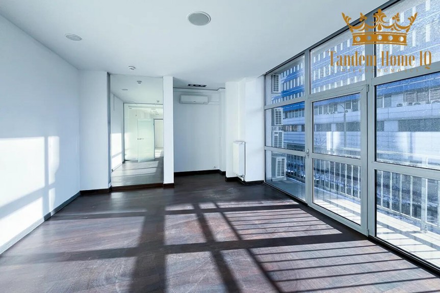 Warszawa, Śr&oacute;dmieście, Do wynajęcia 390 m2 w ścisłym centrum Warszawy na Marszałkowskiej