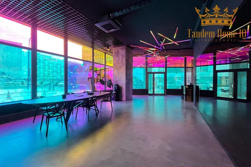 Warszawa, Śr&oacute;dmieście, Do wynajęcia 390 m2 w ścisłym centrum Warszawy na Marszałkowskiej