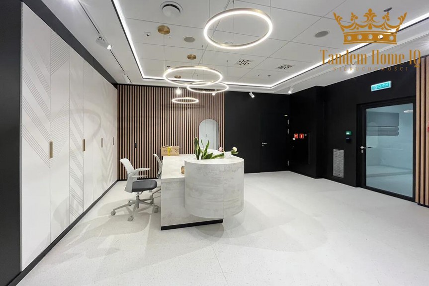 Warszawa, Śr&oacute;dmieście, Wynajmę biuro na 8 piętrze działalność rehabilitacyjna, spa, biurowiec