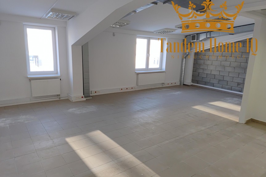 mazowieckie, Warszawa, Białołęka, Do wynajęcia magazyn z biurem o pow. całkowitej 275m2 na Białołęce