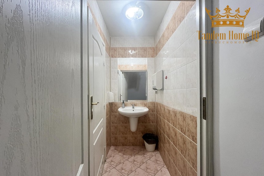 Warszawa, Śr&oacute;dmieście, do wynajęcia 125m2 biura w kamienicy na Powiślu w budynku z windą