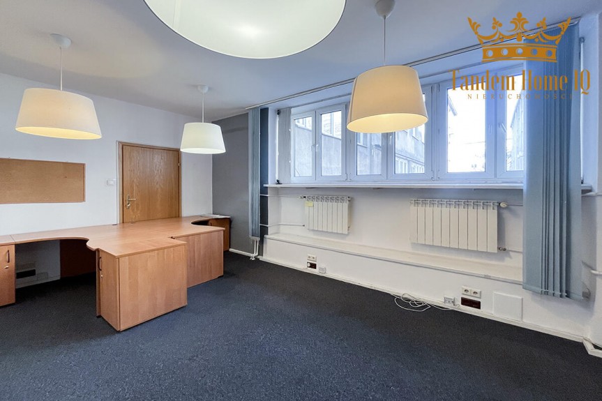 mazowieckie, Warszawa, Śr&oacute;dmieście, do wynajęcia 83m2 biura w kamienicy na Powiślu w budynku z windą