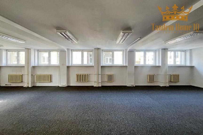 Warszawa, Śr&oacute;dmieście, do wynajęcia 76m2 biura w kamienicy na Powiślu