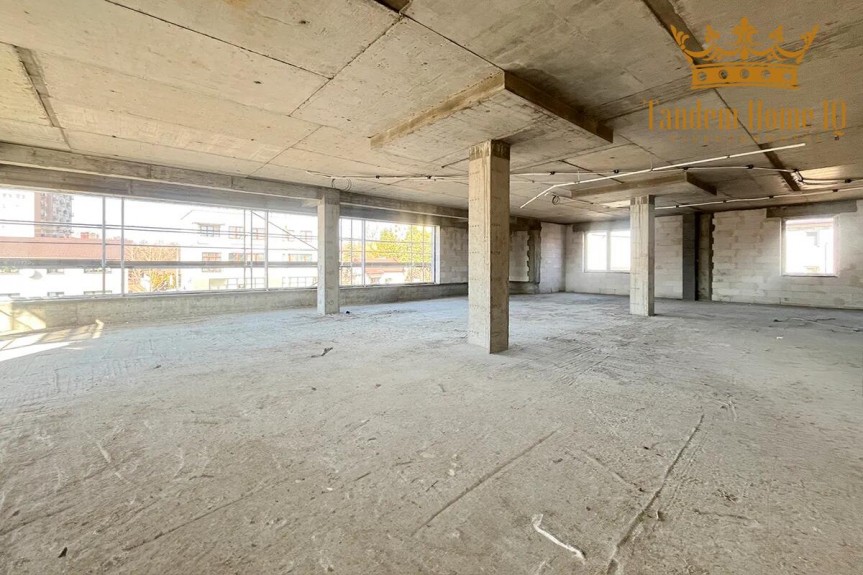 Warszawa, Wawer, Na wynajem 600m2 budynek wolnostojący, stan deweloperski, Wawer.