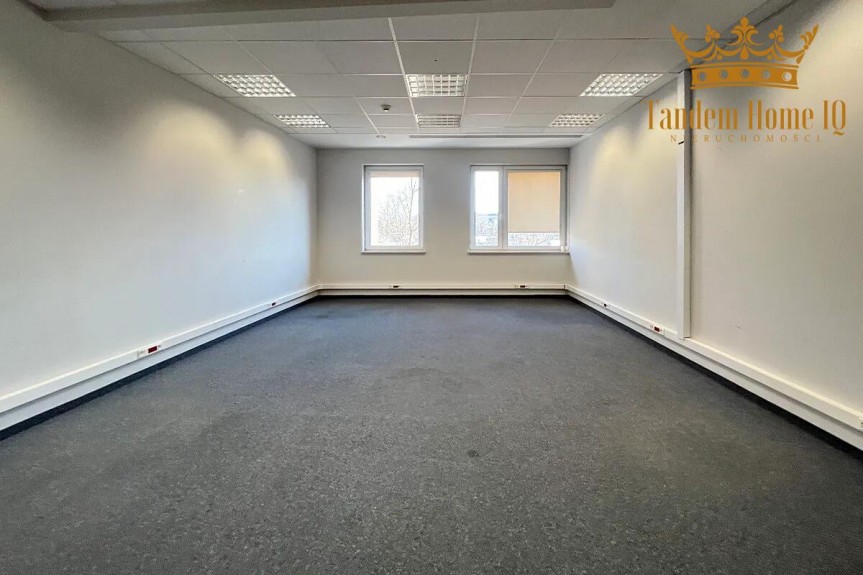 Warszawa, Mokot&oacute;w, Na wynajem biuro ok 33m2 na Mokotowie Cybernetyki na pierwszym piętrze