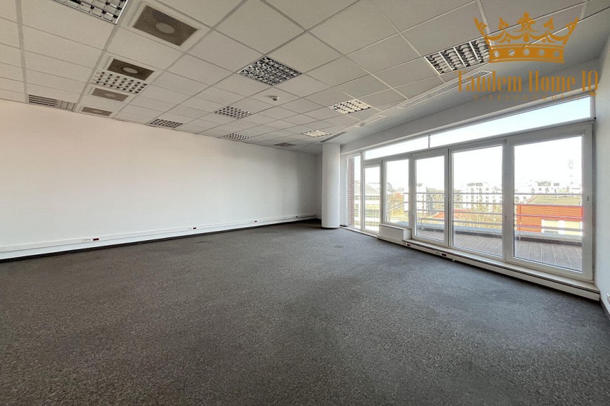 Warszawa, Mokot&oacute;w, Na wynajem biuro ok 840 m2 na Mokotowie Cybernetyki na ostatnim piętrze