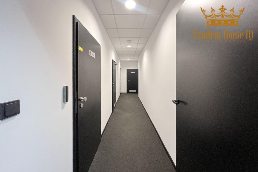 Warszawa, Mokot&oacute;w, Na wynajem biuro ok 840 m2 na Mokotowie Cybernetyki na ostatnim piętrze