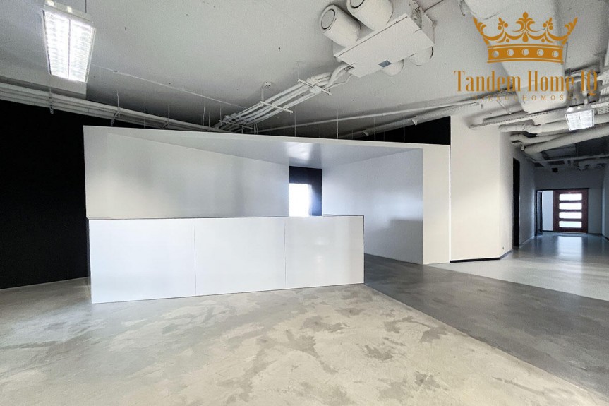 Warszawa, Mokot&oacute;w, Na wynajem biuro ok 840 m2 na Mokotowie Cybernetyki na ostatnim piętrze