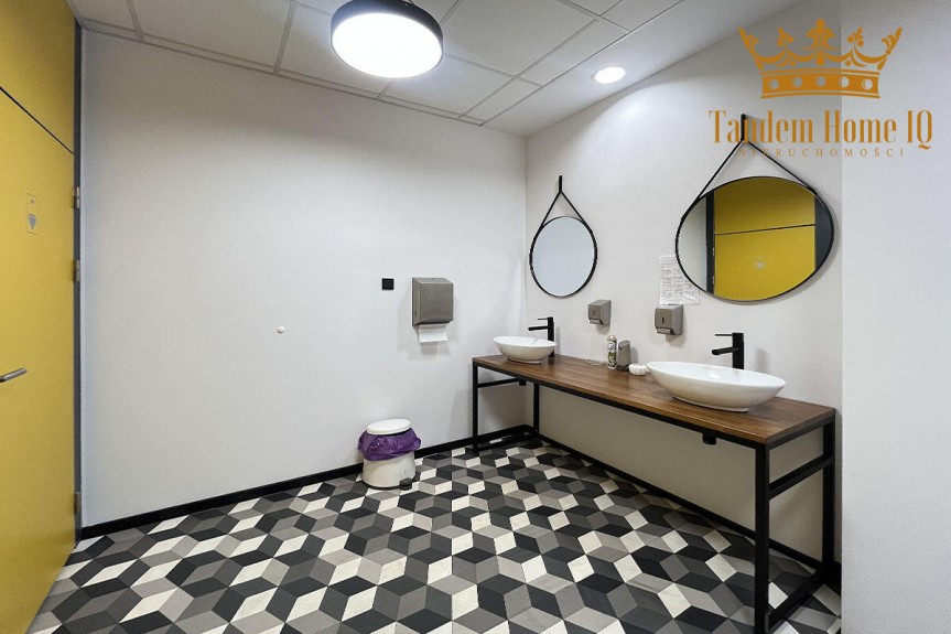 Warszawa, Mokot&oacute;w, Na wynajem biuro ok 840 m2 na Mokotowie Cybernetyki na ostatnim piętrze