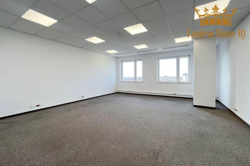 Warszawa, Mokot&oacute;w, Na wynajem biuro ok 840 m2 na Mokotowie Cybernetyki na ostatnim piętrze