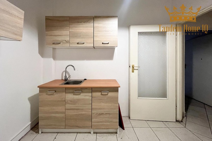 Warszawa, Praga-Południe, Lokal do wynajęcia 93m2,  witryna, ruch pieszych, praga