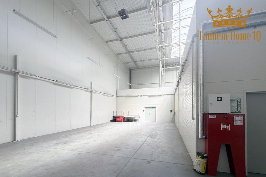 Warszawa, Włochy, Na wynajem magazyn  430m2, biuro 180m2 w kompleksie biznesowym Włochy