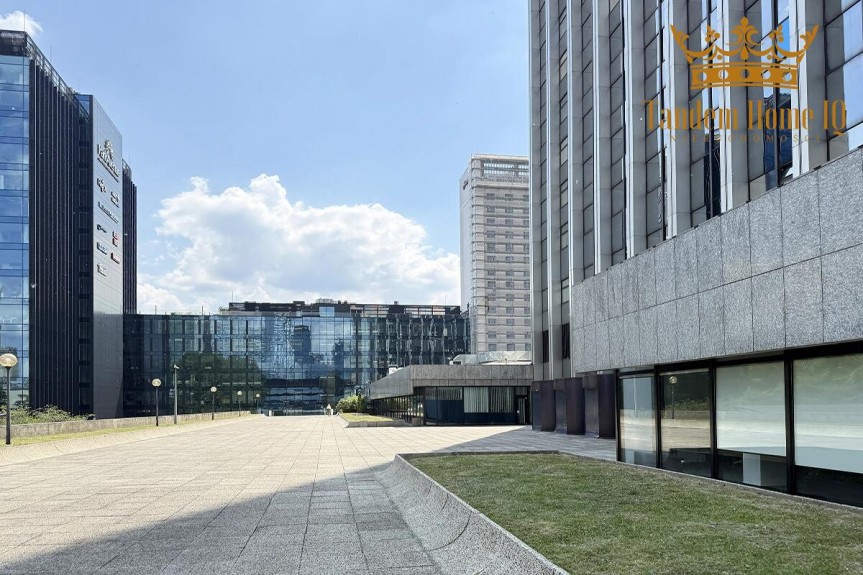 Warszawa, Śr&oacute;dmieście, Do wynajęcia lokal 157m2, Chałubińskiego, dworzec, centrum,