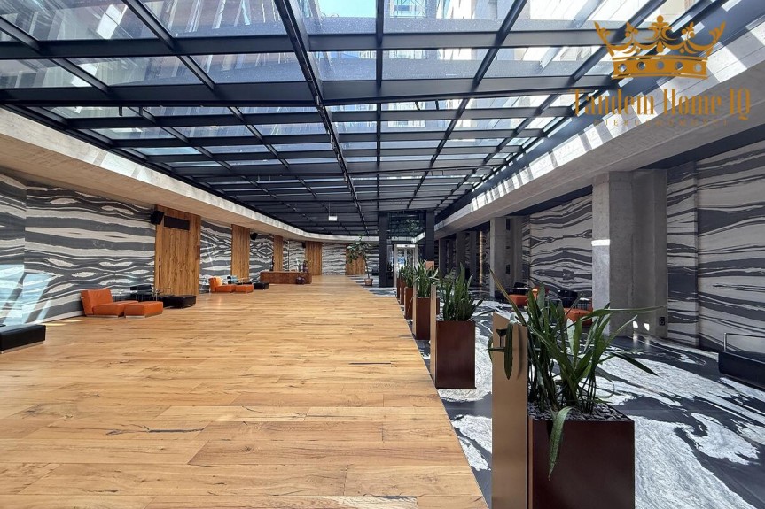 Warszawa, Śr&oacute;dmieście, Na wynajem lokal 251m2 pod marki luksusowe, ścisłe centrum Warszawy