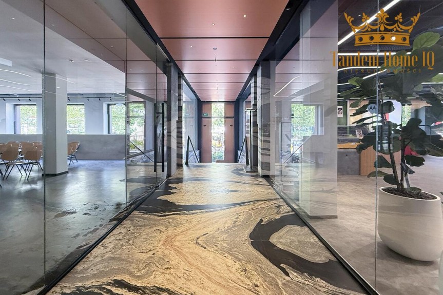 Warszawa, Śr&oacute;dmieście, Na wynajem lokal 251m2 pod marki luksusowe, ścisłe centrum Warszawy