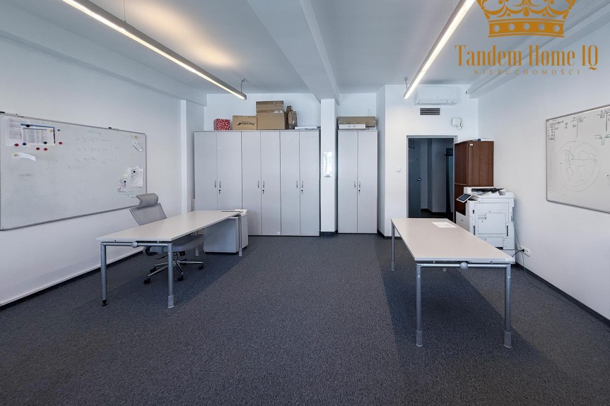 Warszawa, Śr&oacute;dmieście, Do wynajmu biuro 40m2 w ścisłym centrum, metro, jedno pomieszczenie