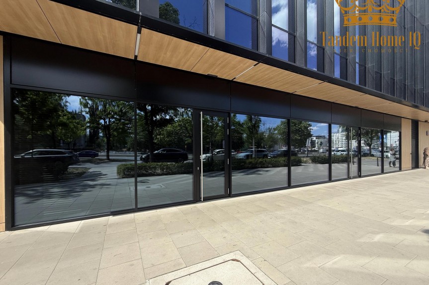 Warszawa, Wola, Do wynajęcia lokal usługowy 222m2 na bliskiej Woli na parterze biurowca